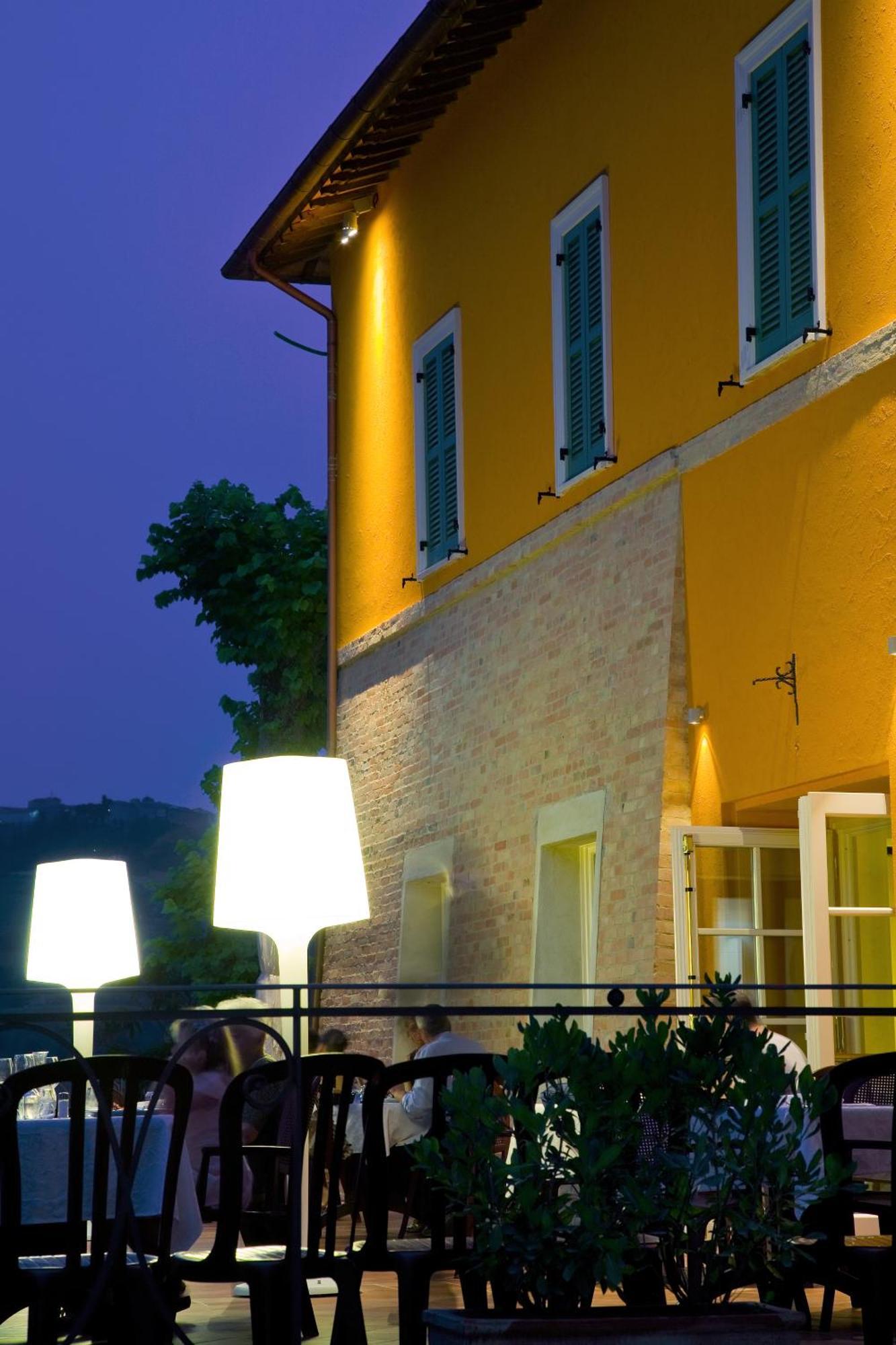 Relais Villa Fornari Camerino Bagian luar foto