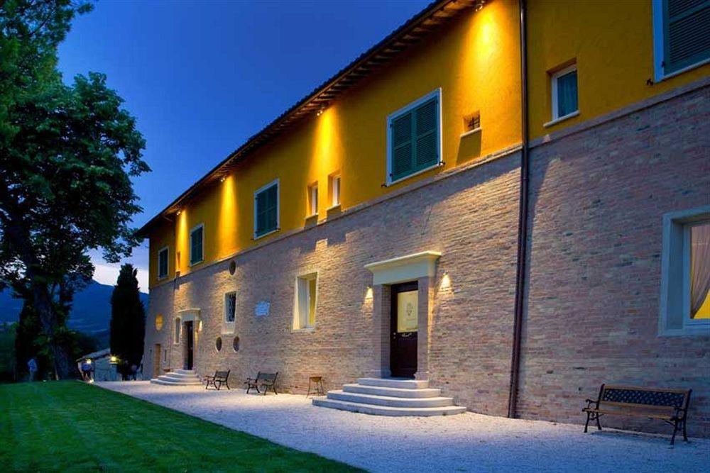 Relais Villa Fornari Camerino Bagian luar foto