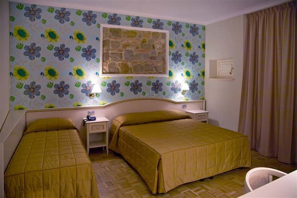 Relais Villa Fornari Camerino Bagian luar foto