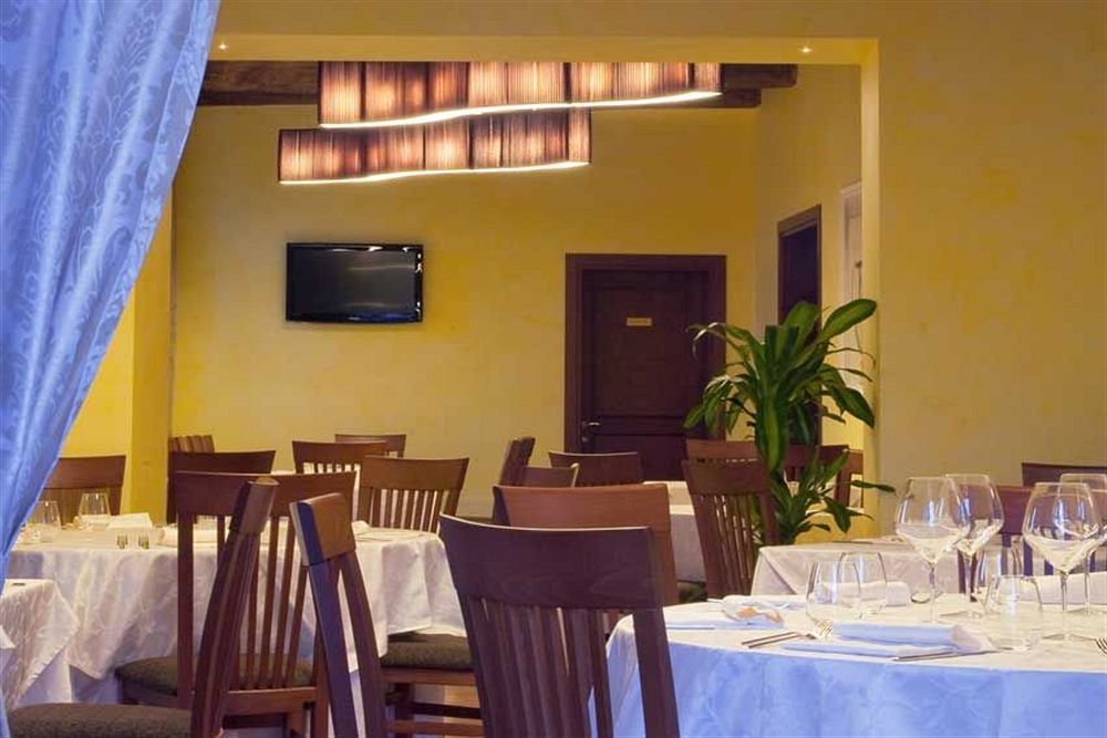 Relais Villa Fornari Camerino Bagian luar foto
